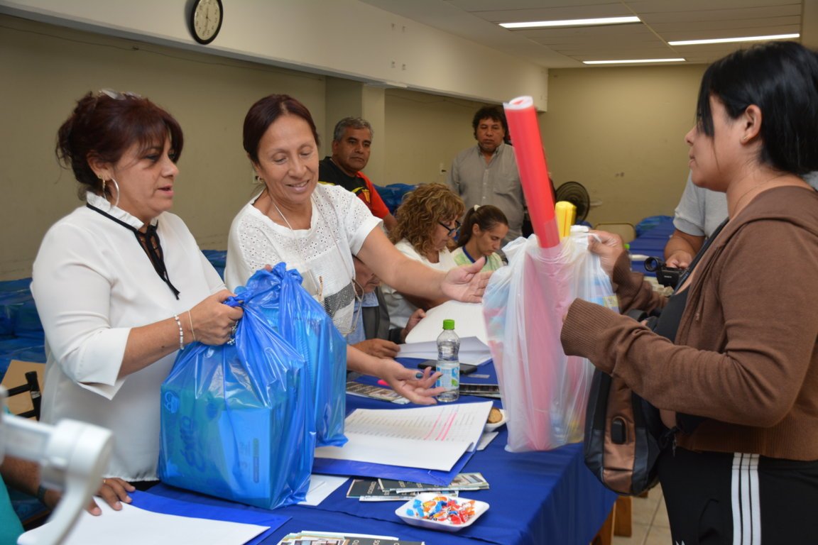 Comenzó la entrega de módulos escolares